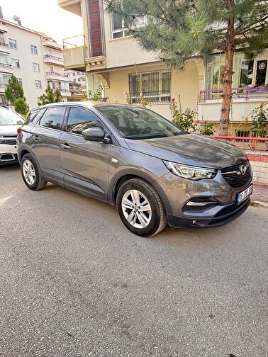 OPEL GRANDLAND X