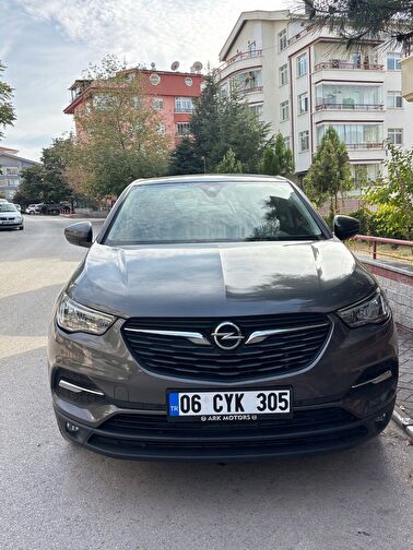 OPEL GRANDLAND X