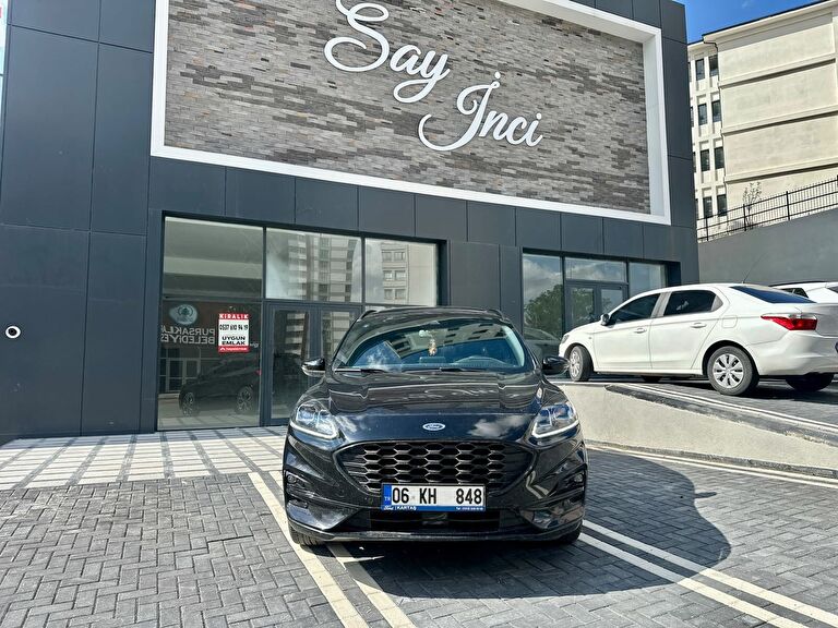 FORD KUGA