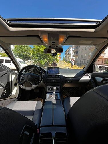 MERCEDES-BENZ C-SERISI