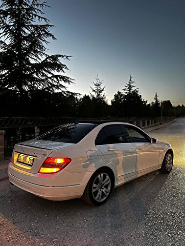 MERCEDES-BENZ C-SERISI