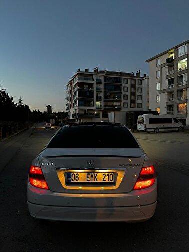 MERCEDES-BENZ C-SERISI