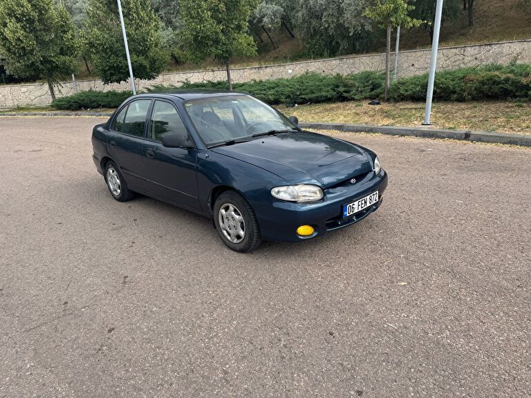 HYUNDAI ACCENT