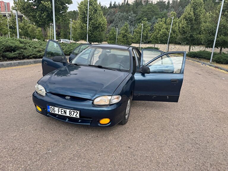 HYUNDAI ACCENT