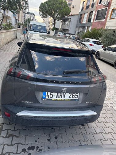 PEUGEOT 2008