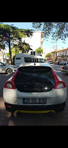 VOLVO C30