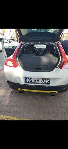 VOLVO C30