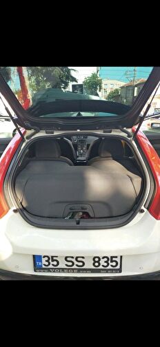 VOLVO C30