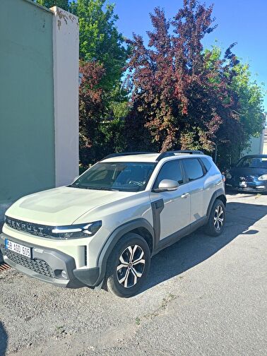 RENAULT DUSTER
