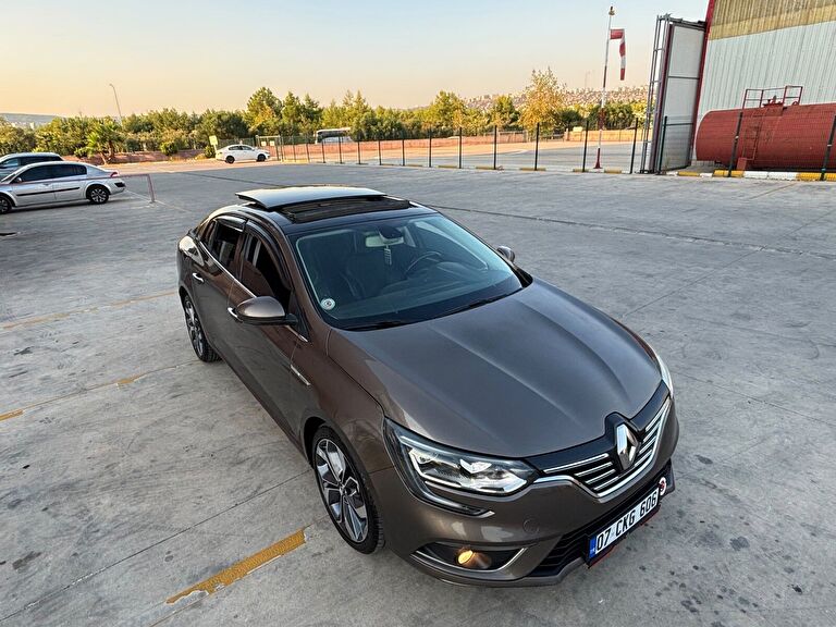 RENAULT MEGANE