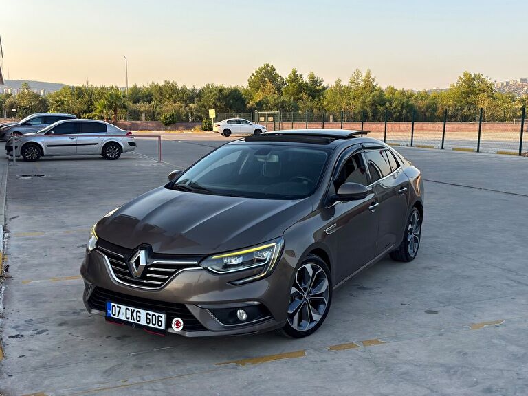 RENAULT MEGANE