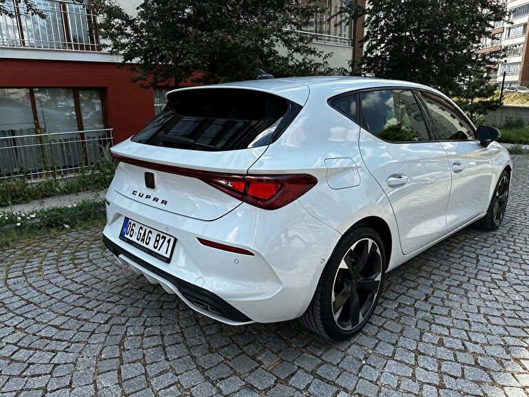 CUPRA LEON