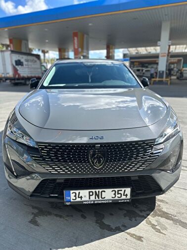 PEUGEOT 408
