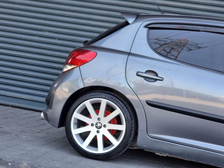 PEUGEOT 207