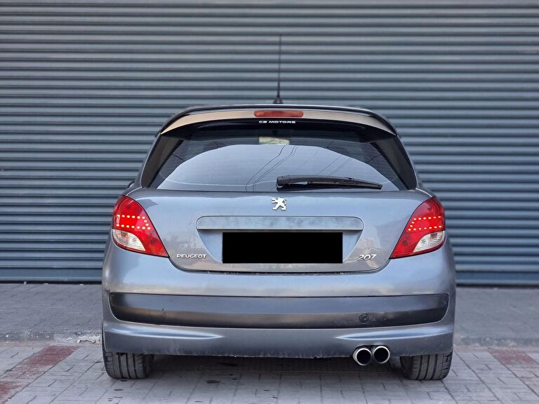 PEUGEOT 207