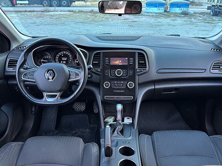 RENAULT MEGANE