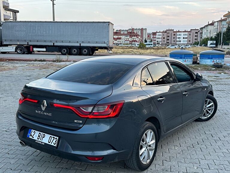 RENAULT MEGANE