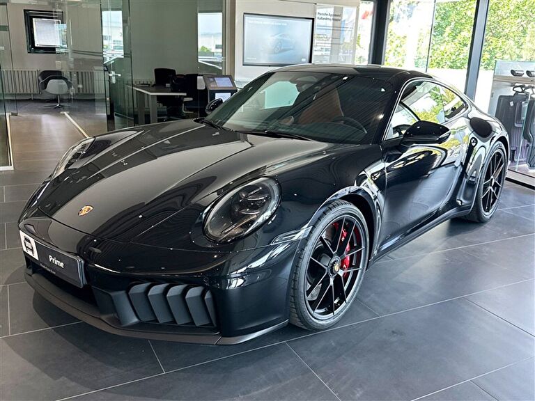 PORSCHE 911