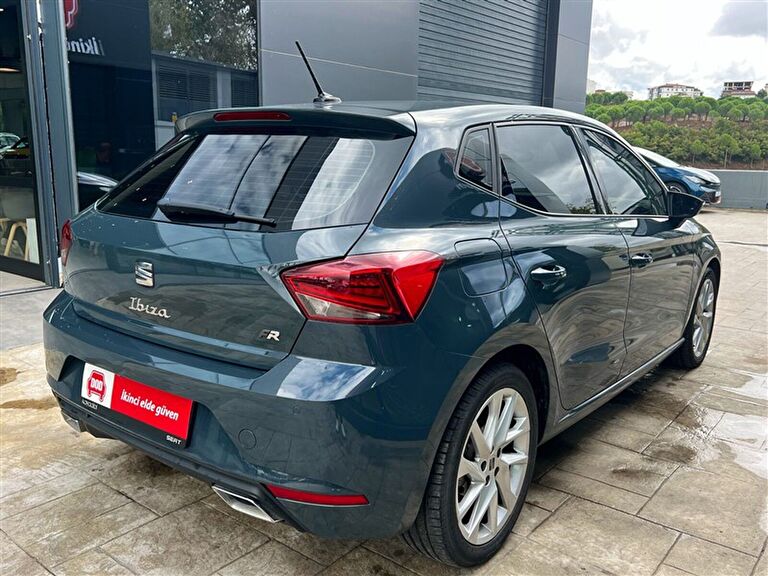 SEAT IBIZA