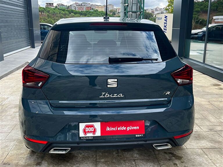 SEAT IBIZA
