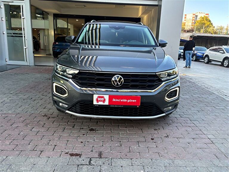 VOLKSWAGEN T-ROC