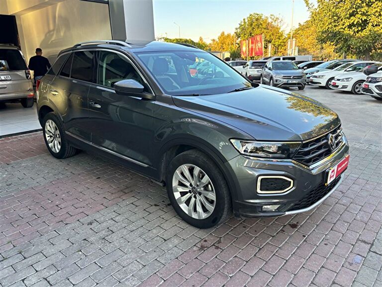 VOLKSWAGEN T-ROC