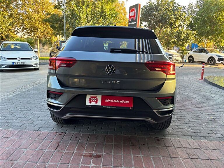 VOLKSWAGEN T-ROC