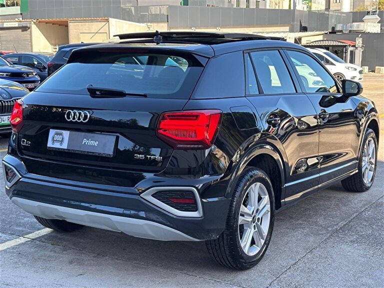 AUDI Q2