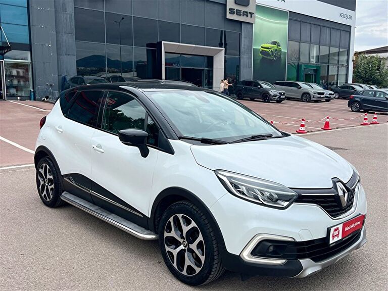 RENAULT CAPTUR