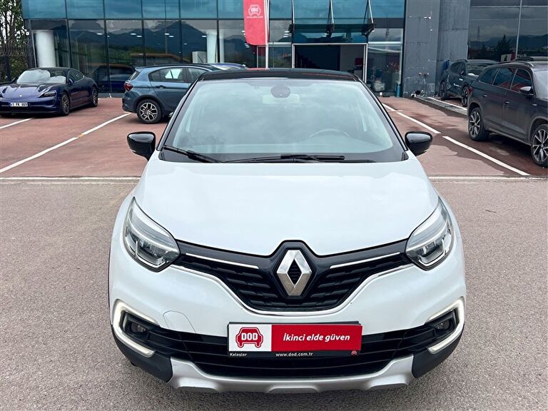 RENAULT CAPTUR