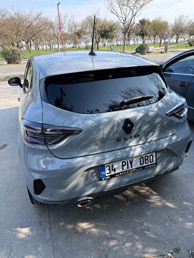 RENAULT CLIO