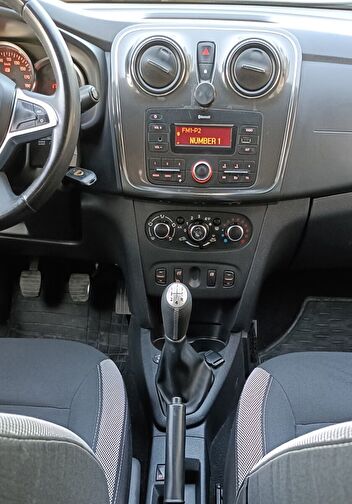 DACIA SANDERO
