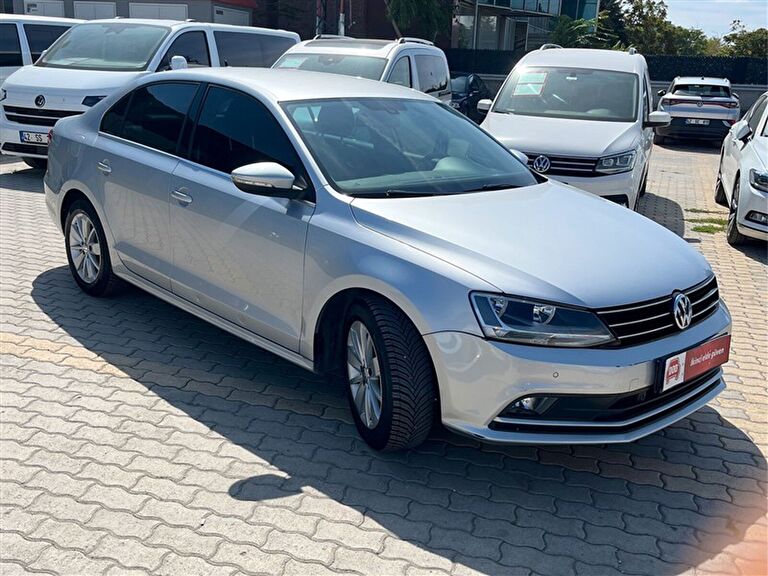 VOLKSWAGEN JETTA