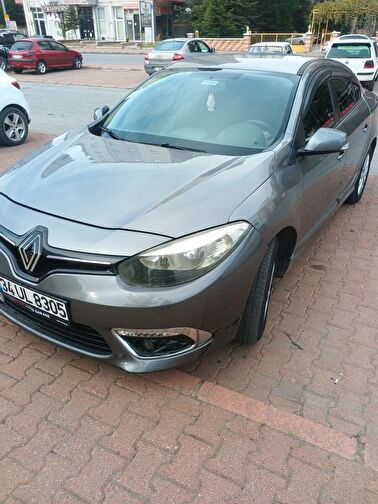 RENAULT FLUENCE