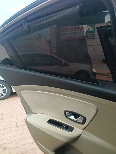 RENAULT FLUENCE