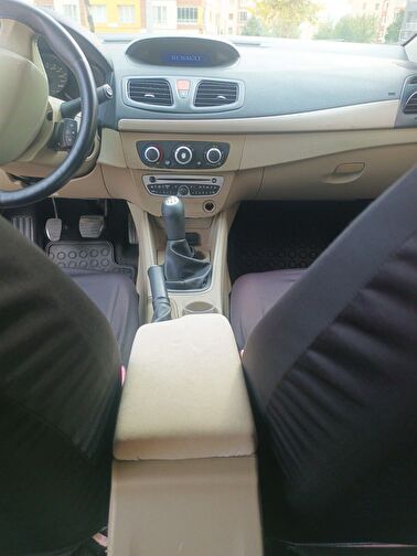 RENAULT FLUENCE
