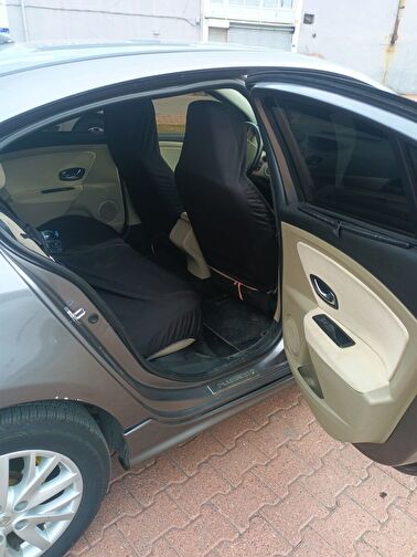 RENAULT FLUENCE