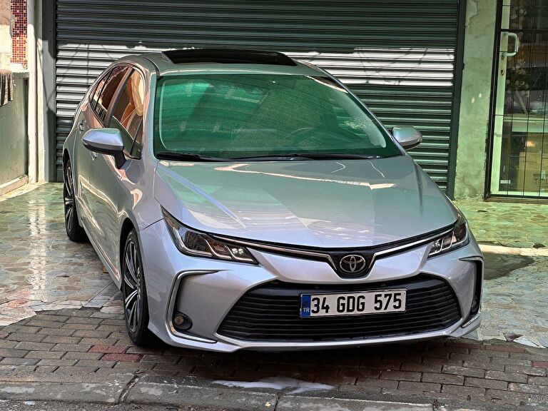 TOYOTA COROLLA