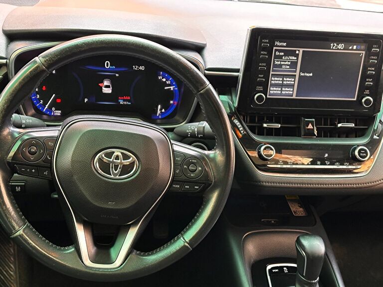 TOYOTA COROLLA