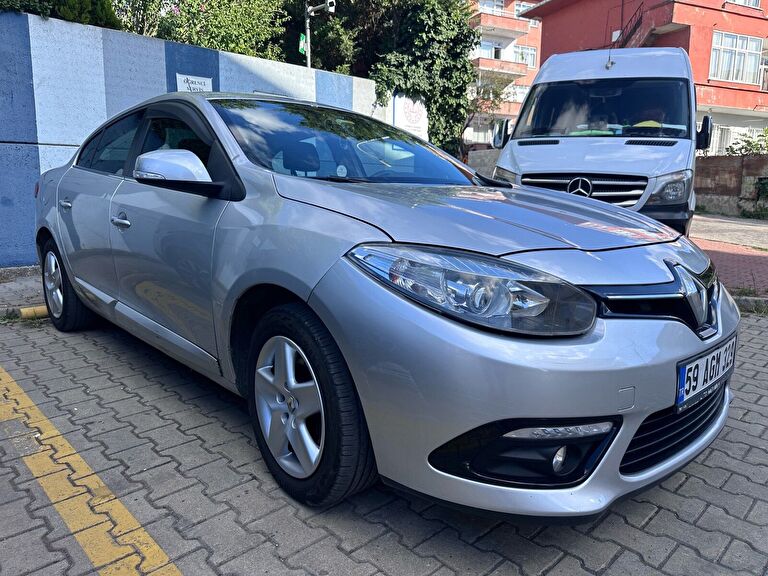 RENAULT FLUENCE