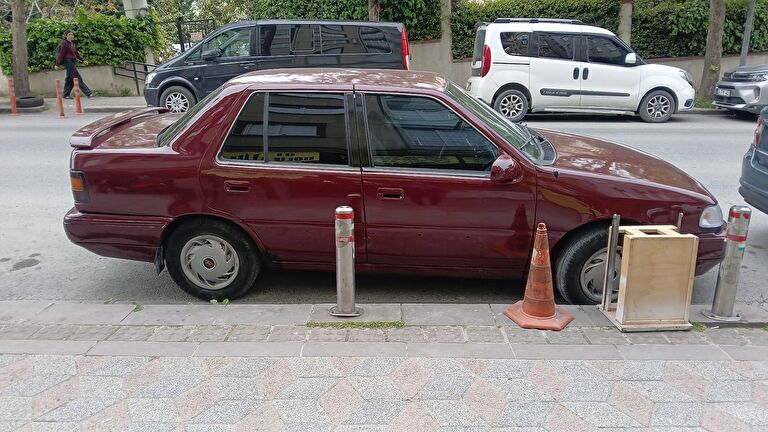 HYUNDAI EXCEL
