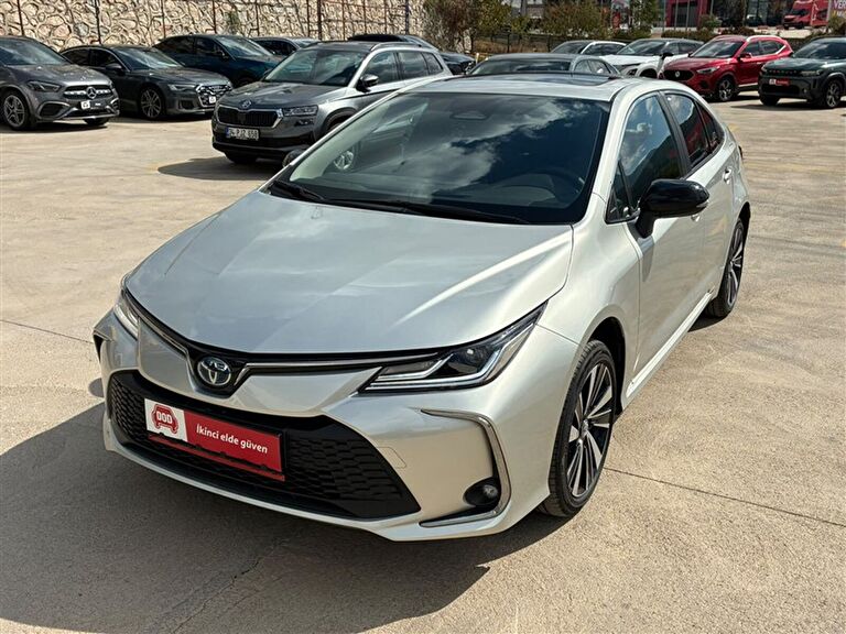 TOYOTA COROLLA