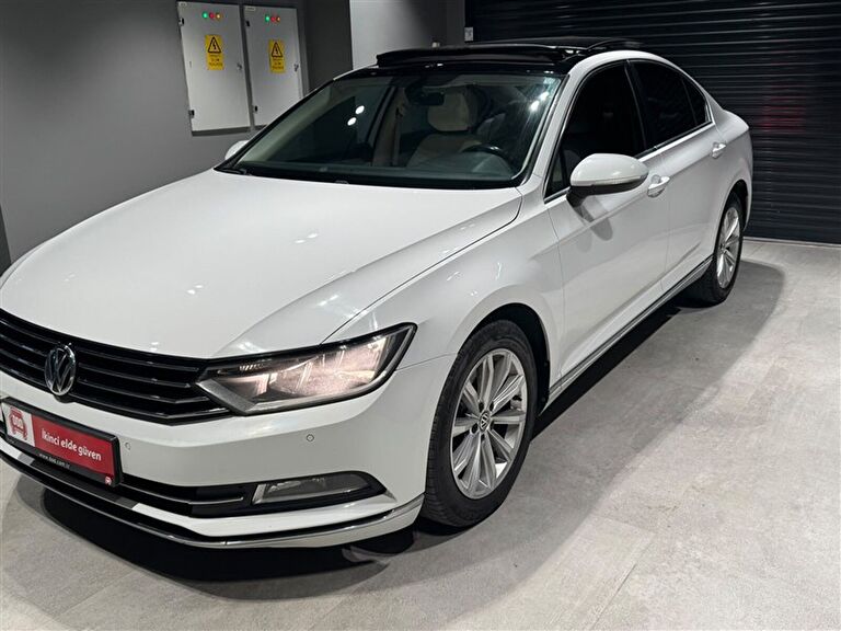 VOLKSWAGEN PASSAT