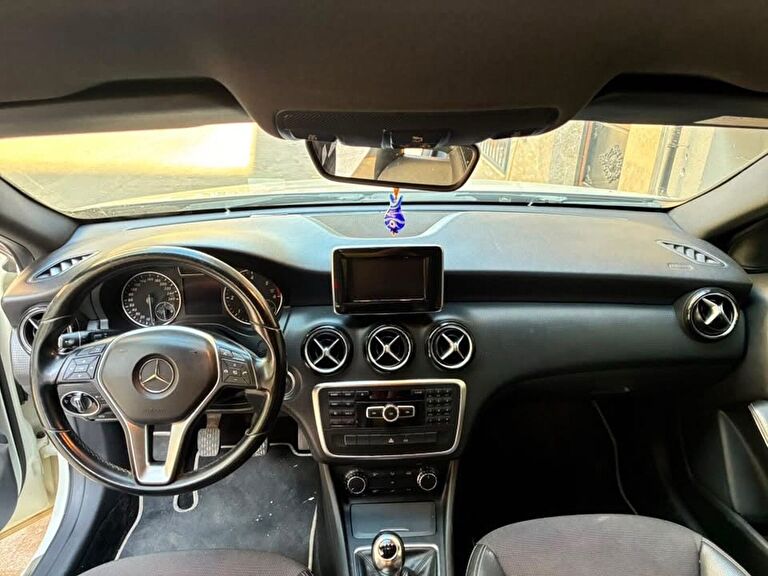MERCEDES-BENZ A-SERISI