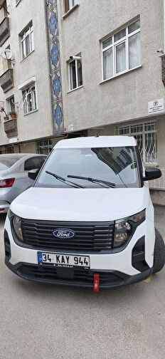 FORD TOURNEO COURIER