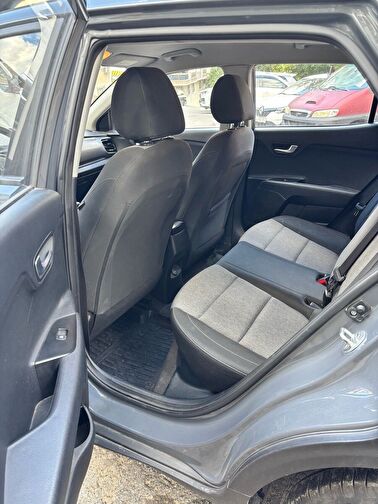 KIA STONIC
