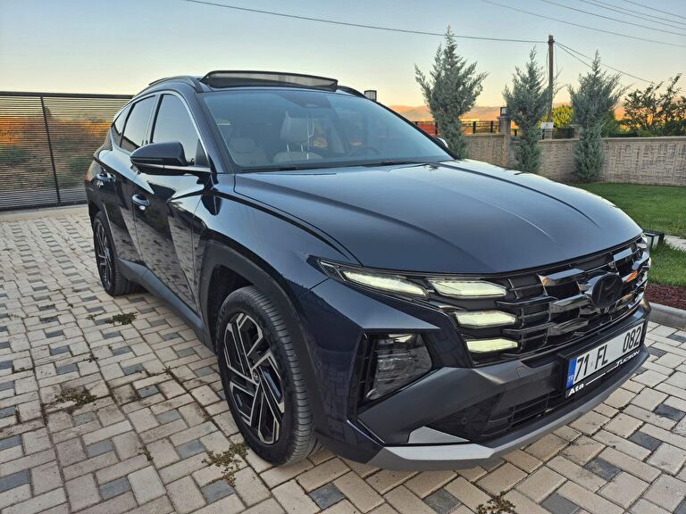 HYUNDAI TUCSON