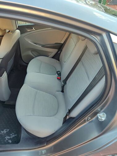 HYUNDAI ACCENT BLUE