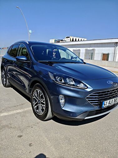 FORD KUGA