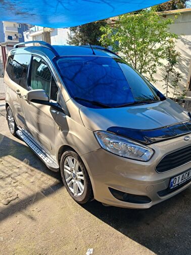 FORD TOURNEO COURIER